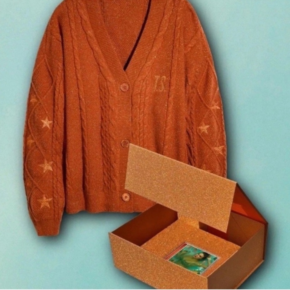 🧡 NWT Taylor Swift The Life of a Showgirl Cardigan Box Set - S/M